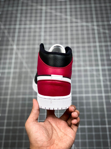 AIR JORDAN 1