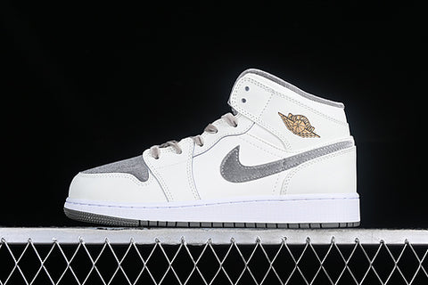 AIR JORDAN 1