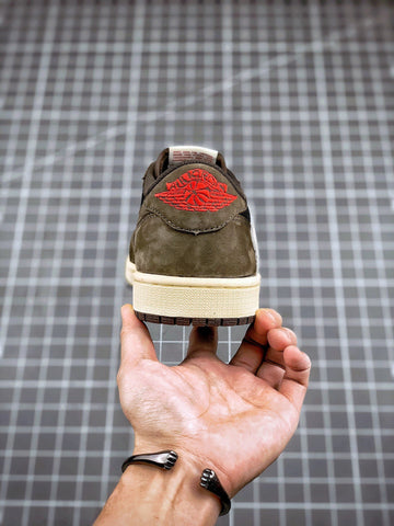AIR JORDAN 1