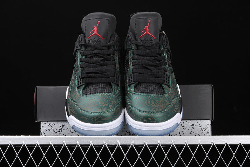 AIR JORDAN 4