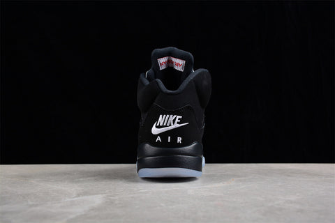 AIR JORDAN 5