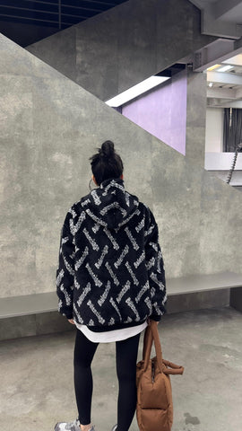 BALENCIAGA