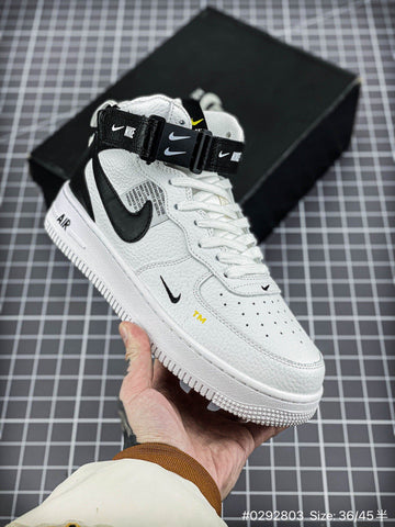 NIKE AIR FORCE ONE