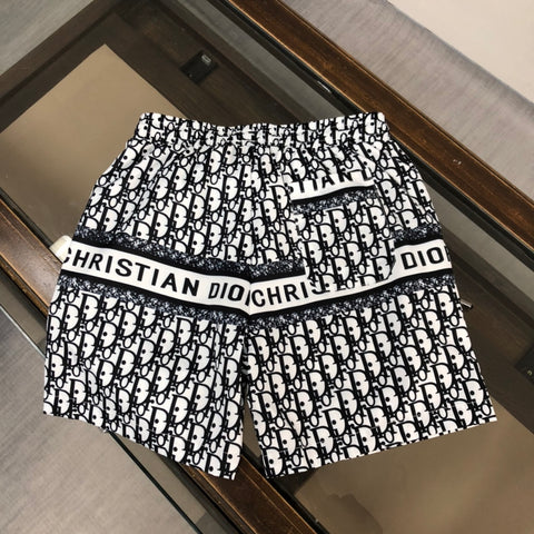 CHRISTIAN DIOR