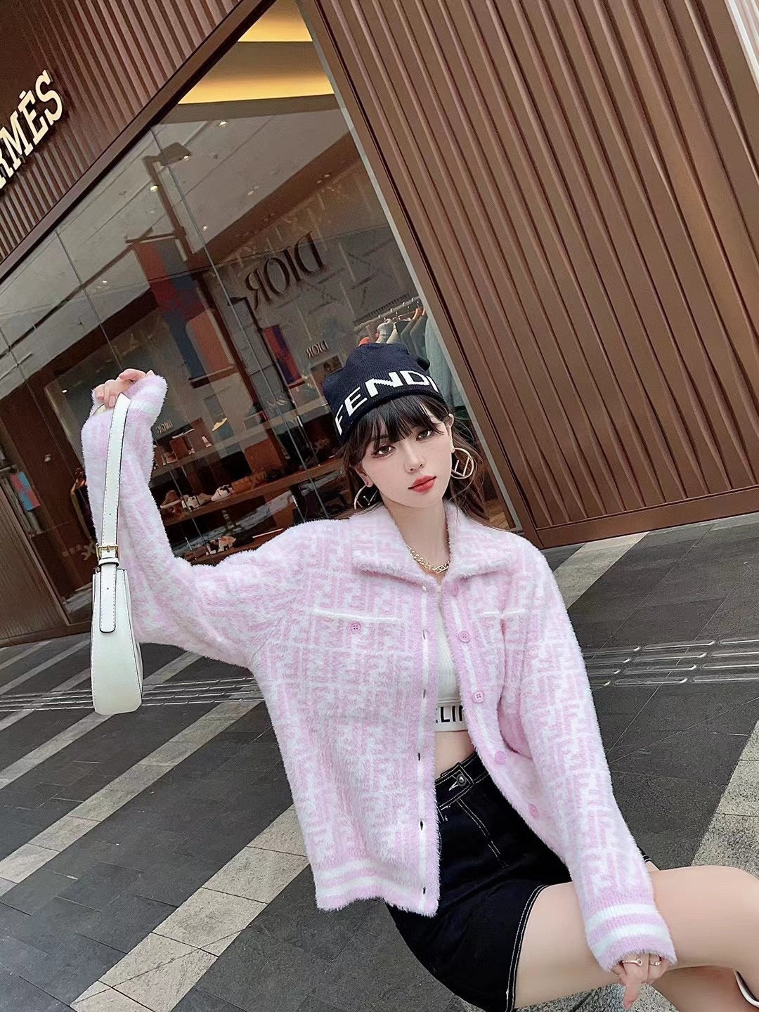 DIOR