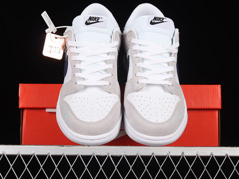 DUNK LOW SB