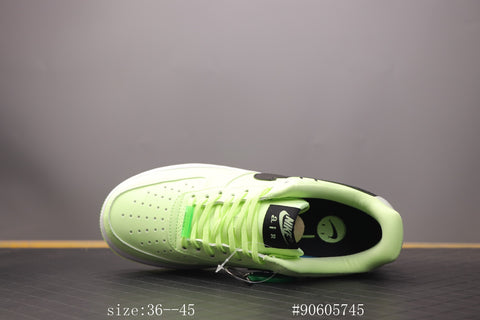 NIKE AIR FORCE ONE