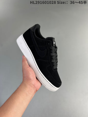 NIKE AIR FORCE ONE