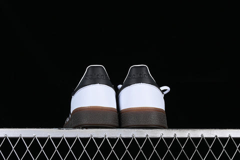 HANDBALL SPEZIAL WHITE
