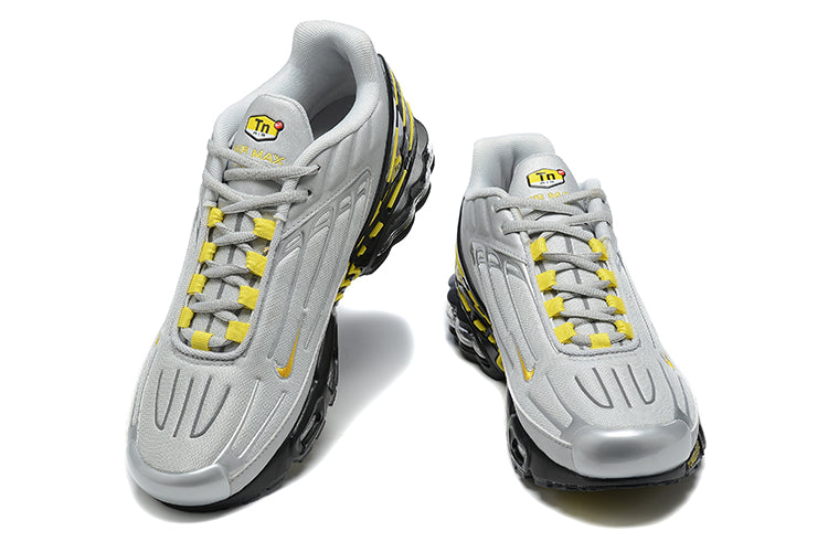NIKE TN PLUS