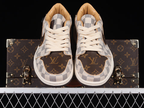 LV MONOGRAM
