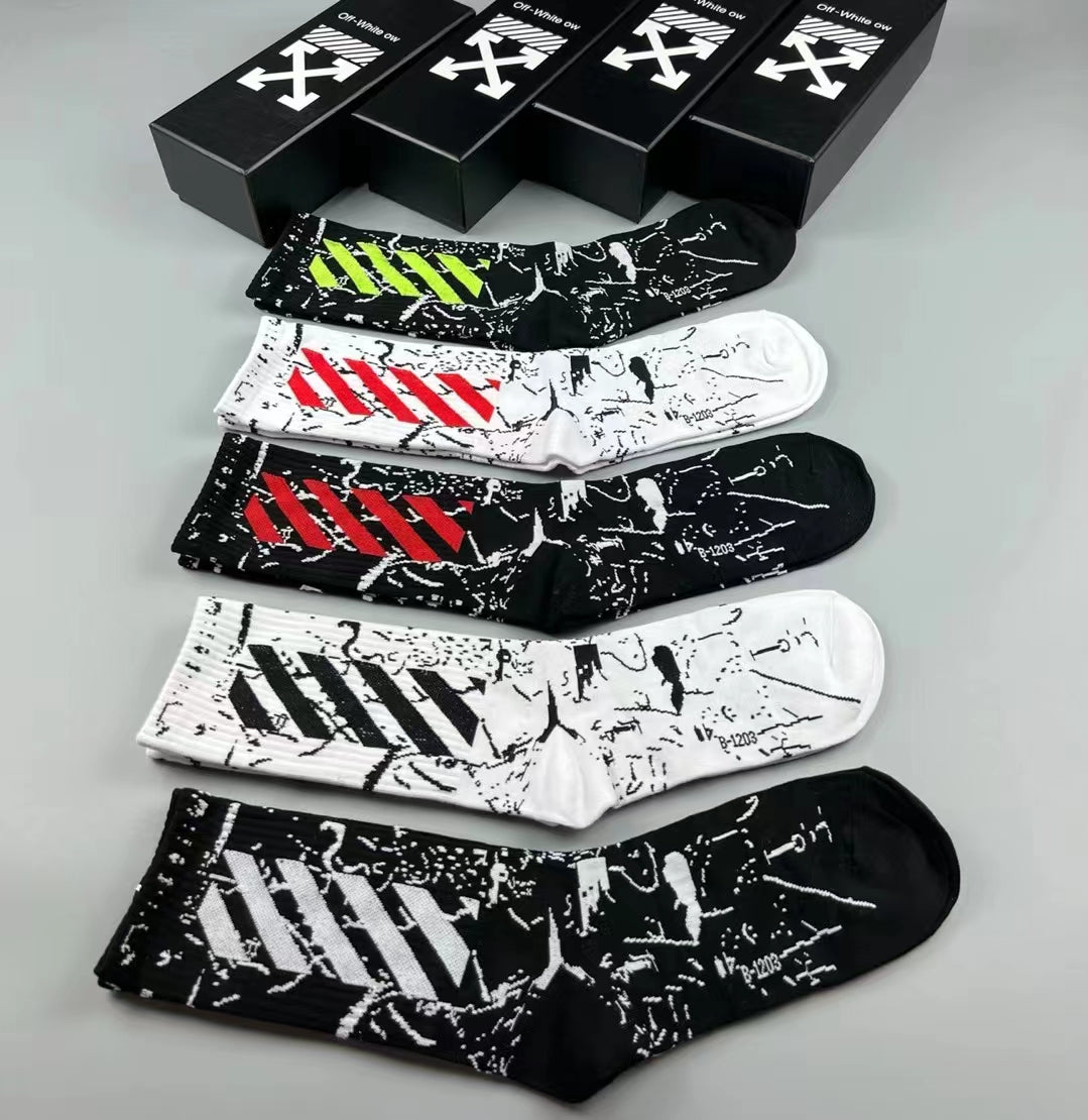 OFF WHITE