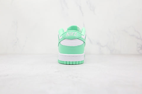 SB DUNK LOW WHITE GREEN GLOW WHITE