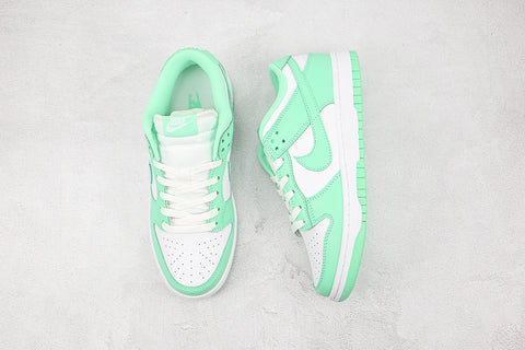 SB DUNK LOW WHITE GREEN GLOW WHITE