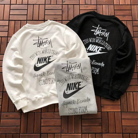 NIKE