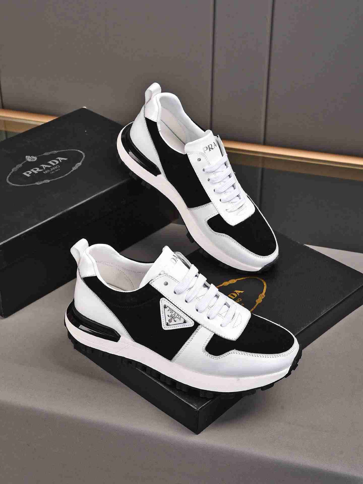 PRADA